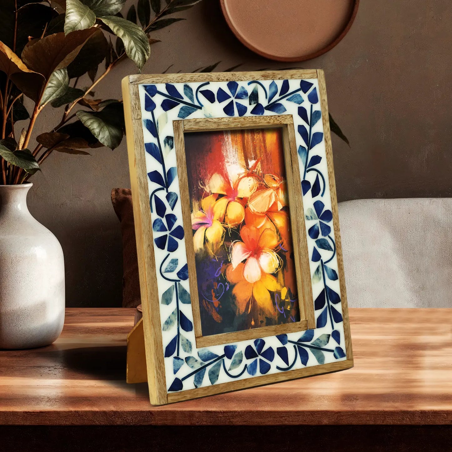Alhambra Collection 4x6 Bone & Resin Inlay Picture Frame